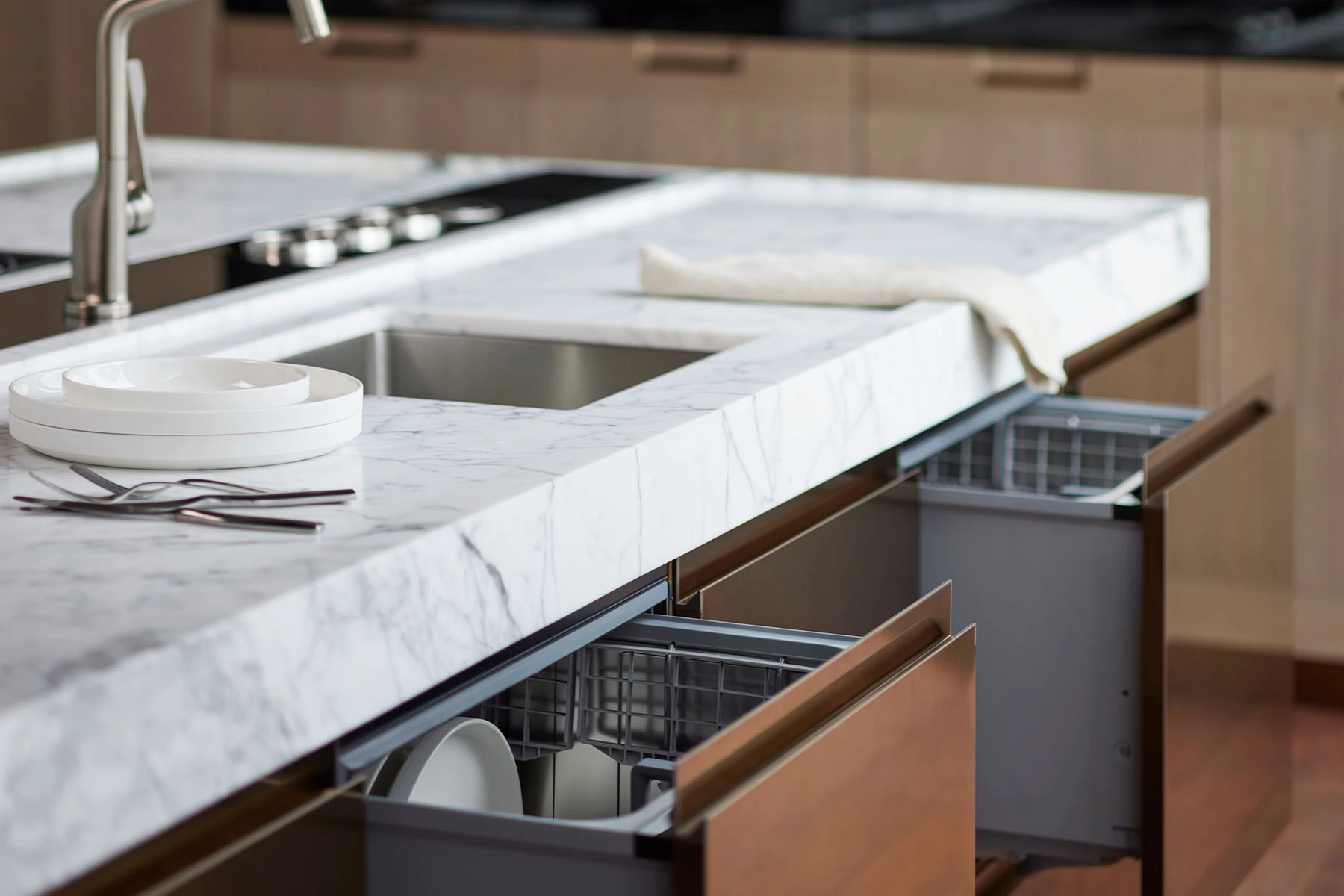 fp-dishdrawer-jun25-header-1800x1200.jpg | 100% Home