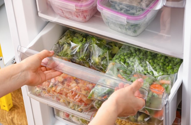 Fridge-Freezer vs. Chest Freezer: A Cool Showdown